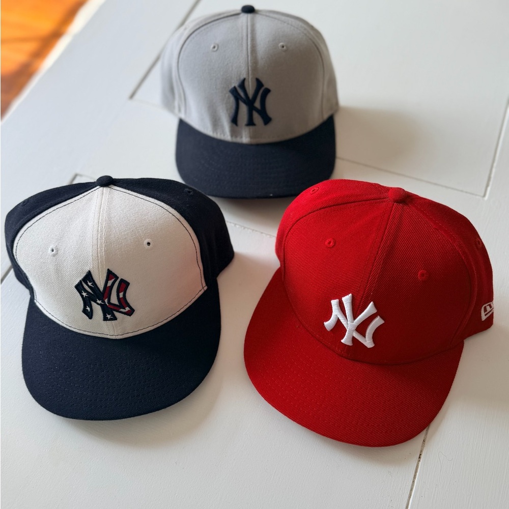 New Era Yankees Trio - Red, Navy & Gray Snapback Caps
